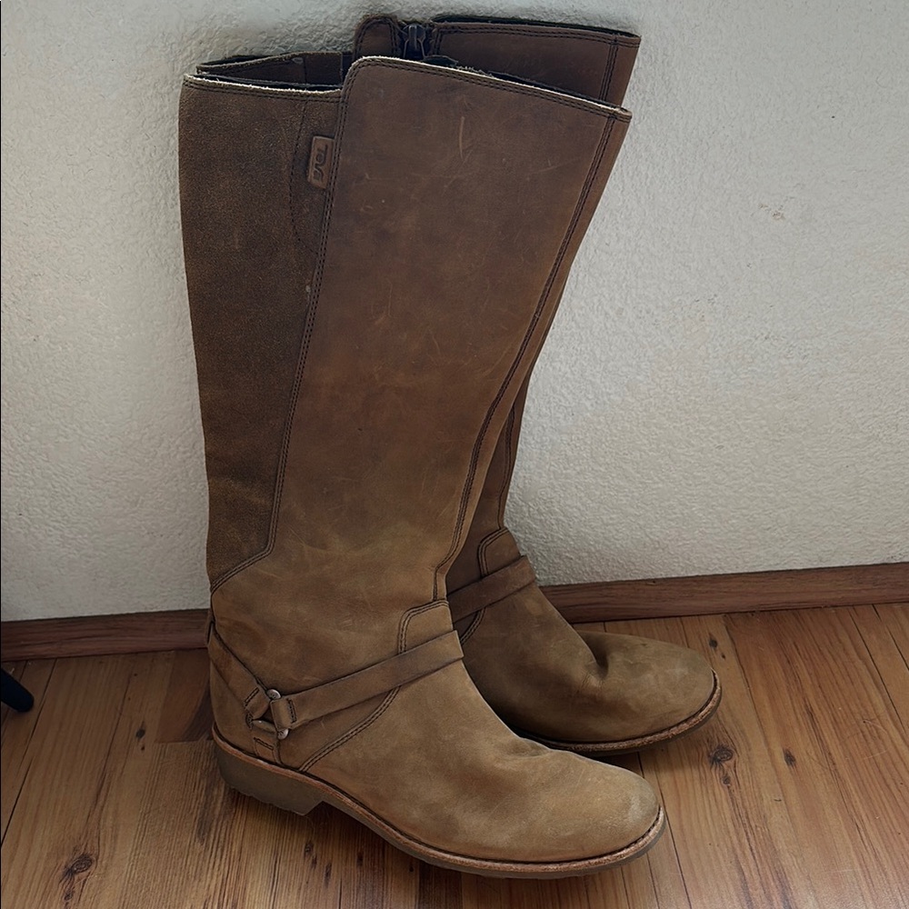 Teva Brown Waterproof Leather Boots